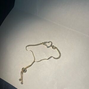 Elegant Gold Heart Bracelet